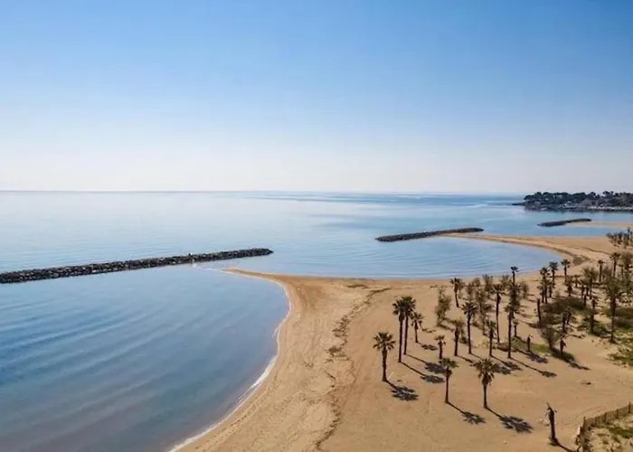 F2/4 Pers Plage-commerces A Pieds-parking Prive *